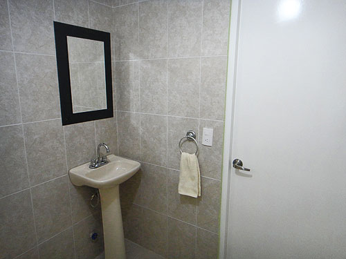 Habitaci&oacute,n Sencilla